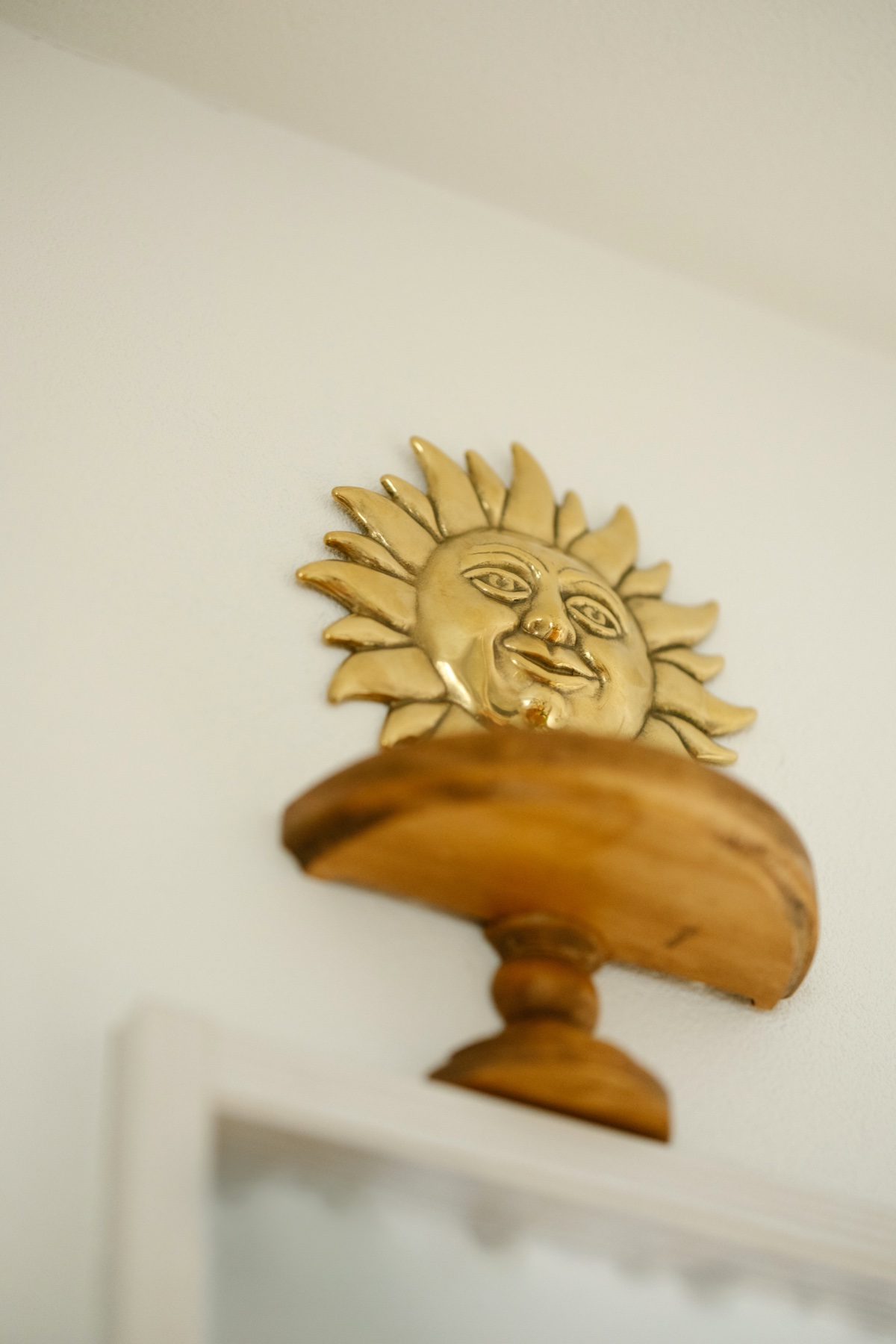 Sunshine Leaf gallery 8